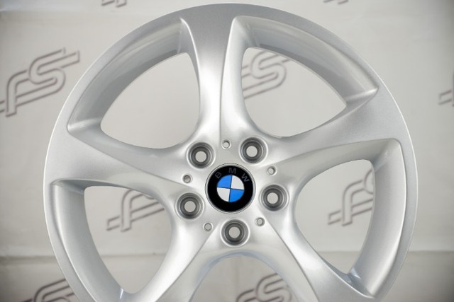Rodas Bmw Modelo: Levada Silver 5x120 - 18x8 aro 8 tala 8