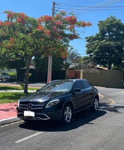 MERCEDES-BENZ GLA-200 Usados e Novos - São José Dos Campos, SP