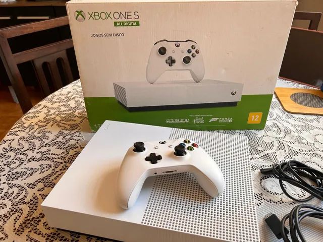 Console Xbox One S - 1 Terabyte + HDR + 4K Streaming All Digital (Sem Jogos)