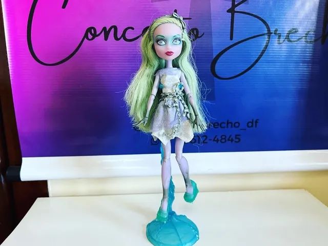 Lote de 13 bonecas Monster High