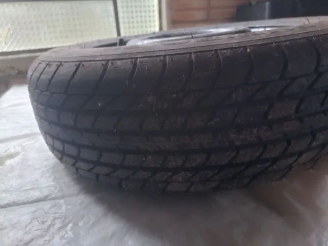 Roda com pneu R13