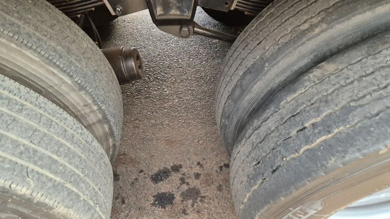 Atego 2425 2011 carroceria - Foto 10