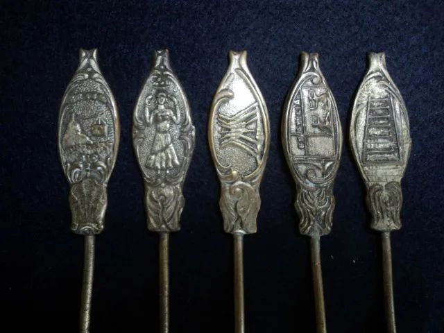 Porta Espetos com 05 espetos antigos p/ Petiscos (Item para Colecionador ou Decoração) - Foto 3