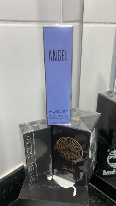 Kit de Perfumes Angel e Asad