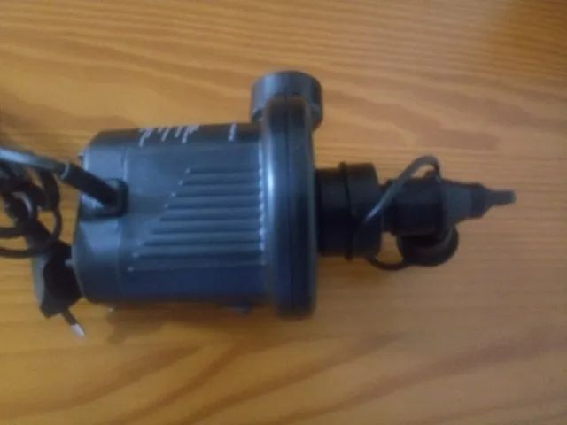 Vendo Bomba de Ar Elétrica Intex Quick Fill 110V com Bicos - Foto 5