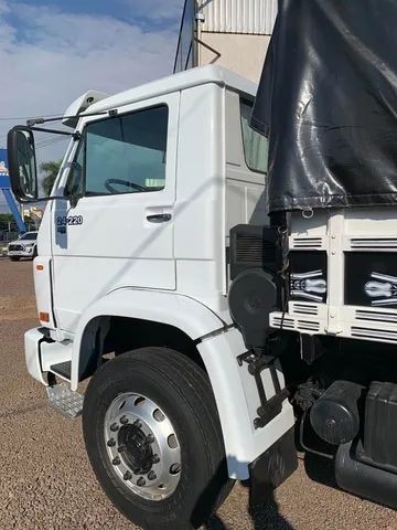 Vw 24220 Worker carroceria granel ano 2011 316700Km R$ 285.000,00av - Foto 10