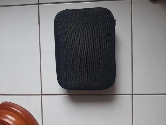 Binóculo de visão noturna.