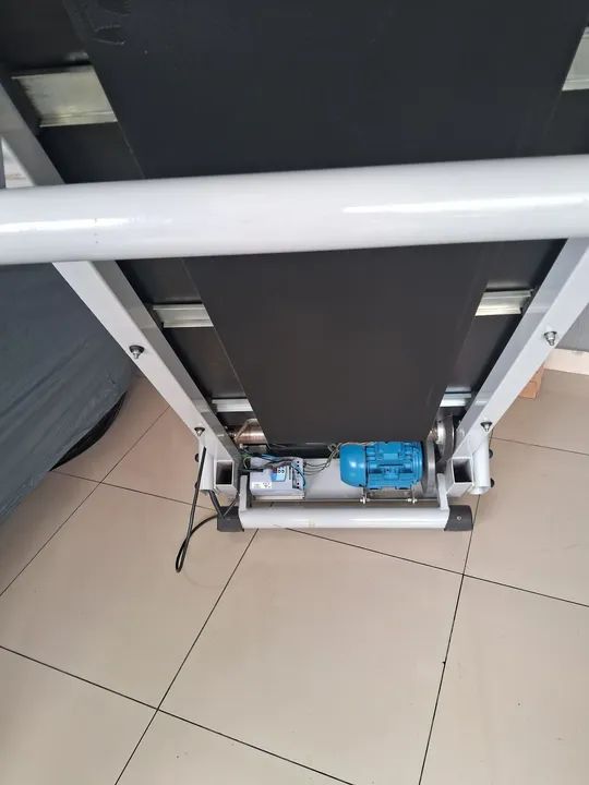 Esteira profissional trg(motor placa weg)bem novinha - Foto 6