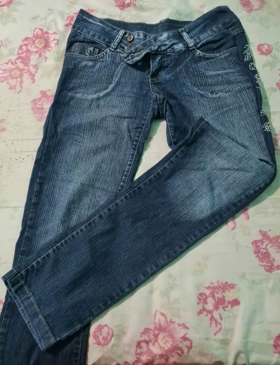 Calça Jeans Azul Lavado - 38 - Com Strass Laterais