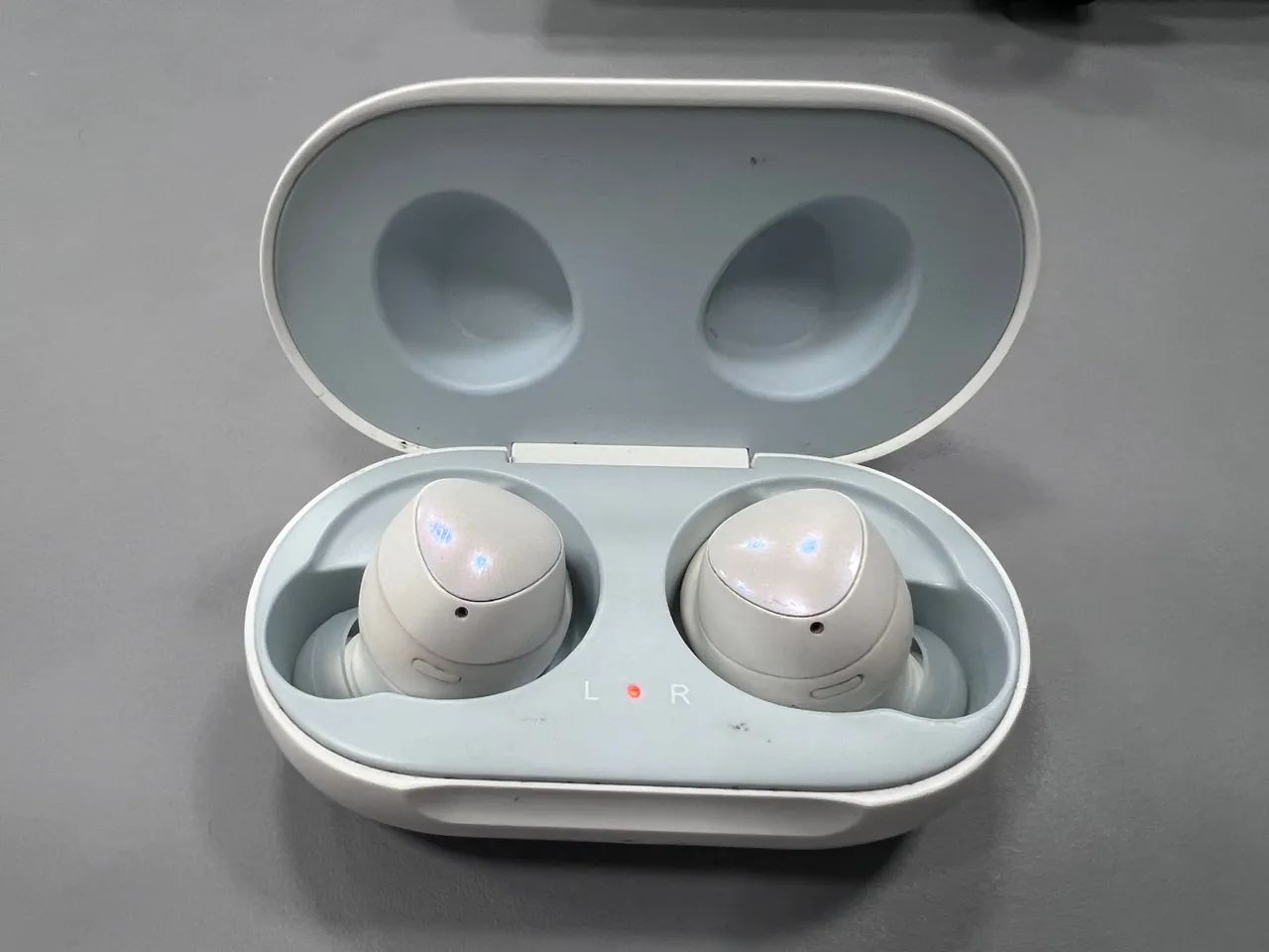 Fone de Ouvido Samsung Galaxy Buds  - Foto 2