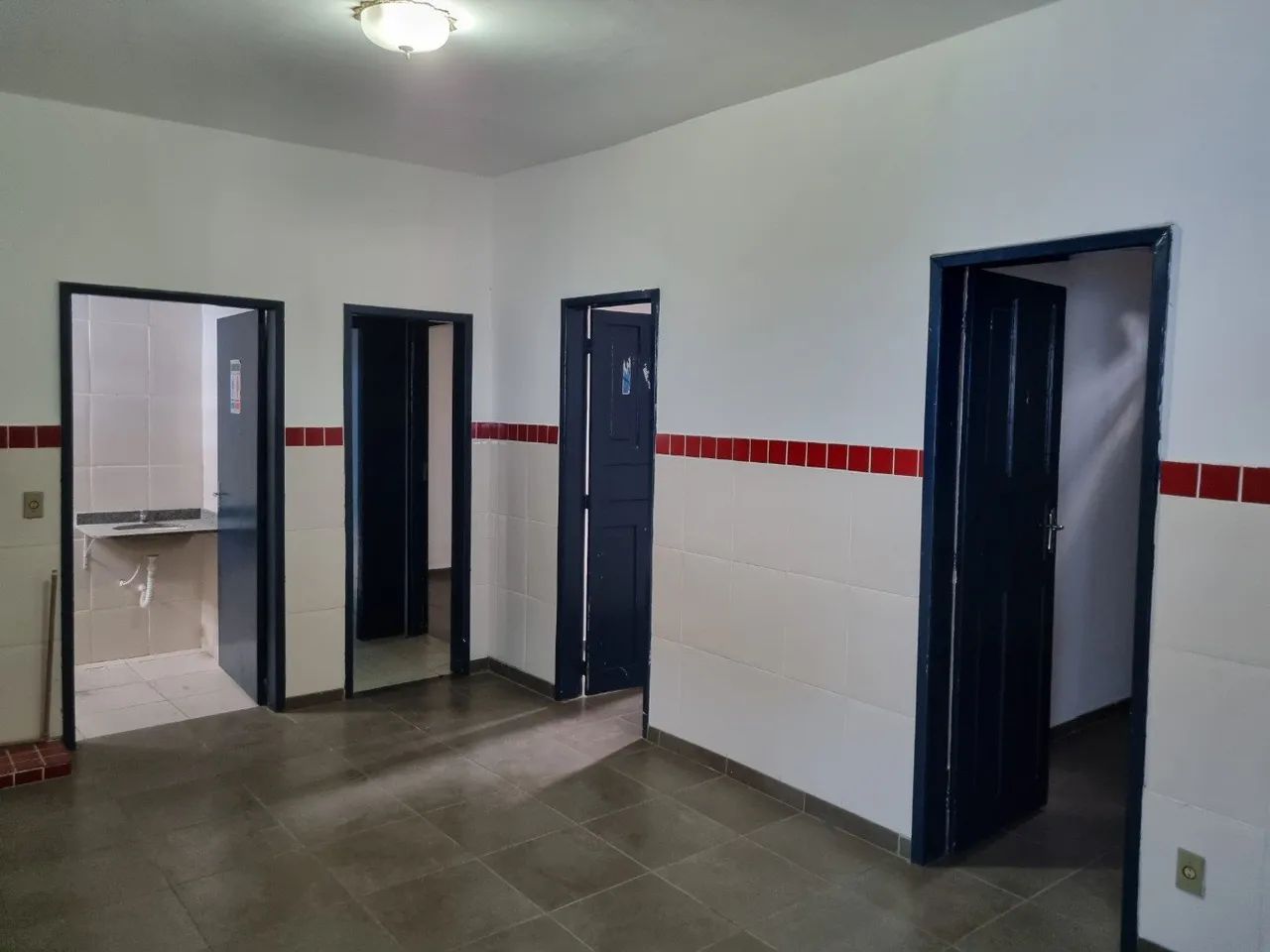 Imóvel comercial pronto para clínica, Autoescola, curso, laboratório ou escritório. - Foto 3