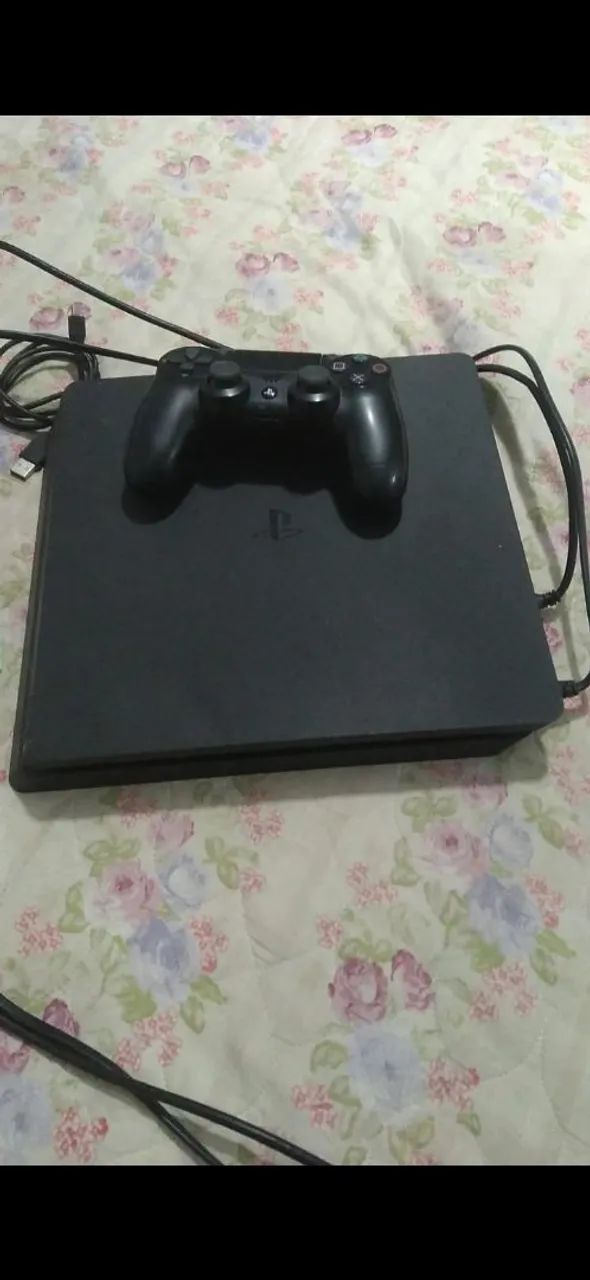 Ps4 semi novo 