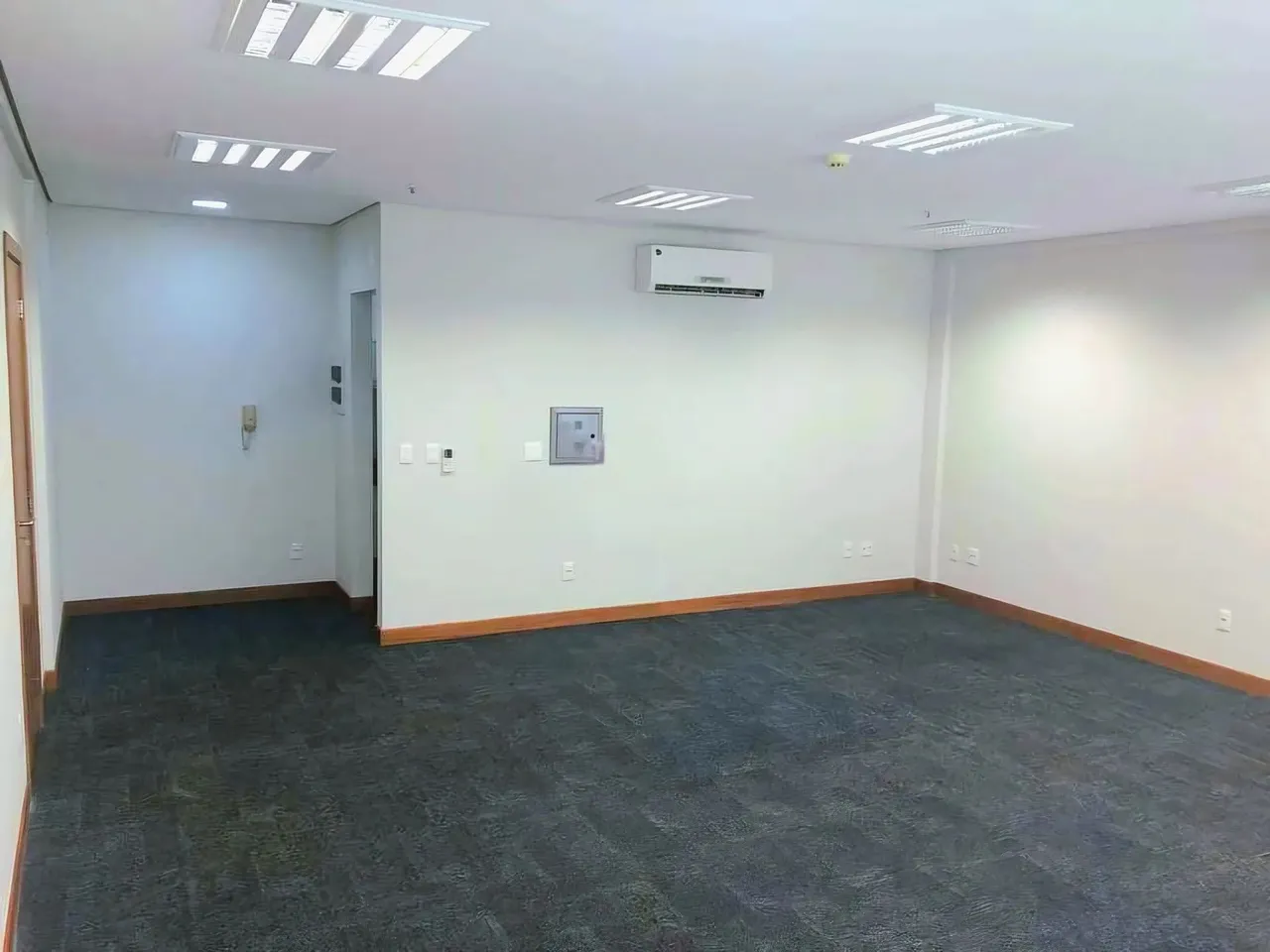 Alugo sala com 102m² na Av. do CPA Bosque da Saúde - Cuiabá - MT