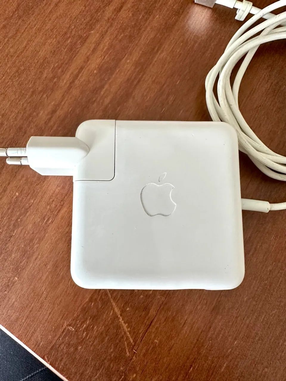 Fonte MagSafe 2 de 60W Original Apple, Semi-Nova