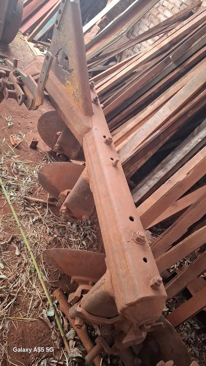 Arado Agrícola Antigo - Foto 3