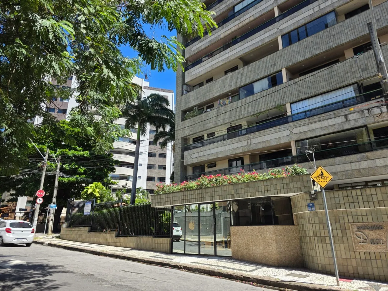 Apartamento para Venda em Fortaleza, Meireles, 3 dormitórios, 3 suítes, 4 banheiros, 3 vag