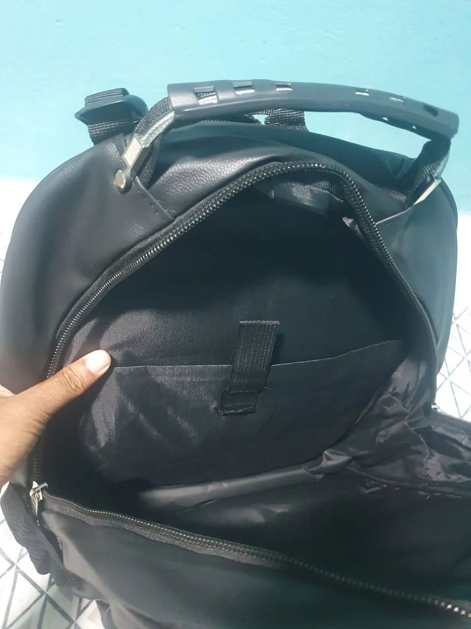 Mochila Executiva Preta - bolsa masculina grande - Foto 4