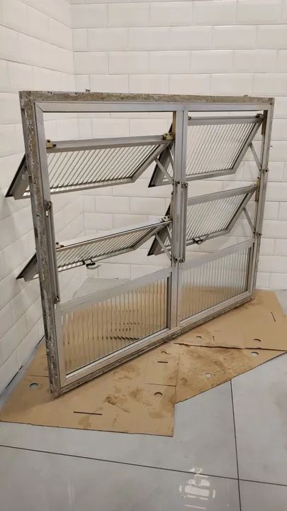 Janelas de Alumínio em ótimo estado - Foto 2