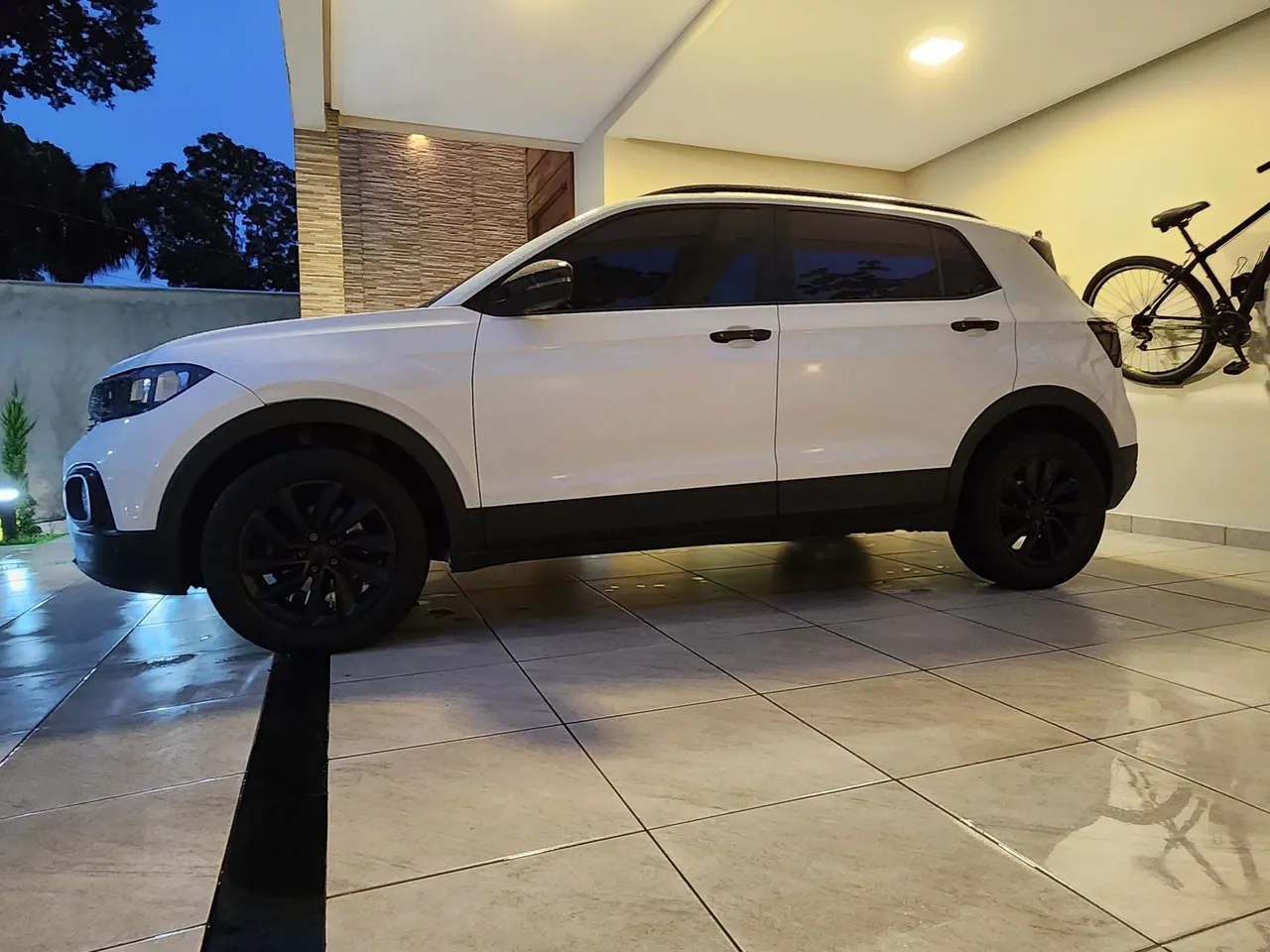 T cross 200 tsi Automático. 2020 Baixa km
