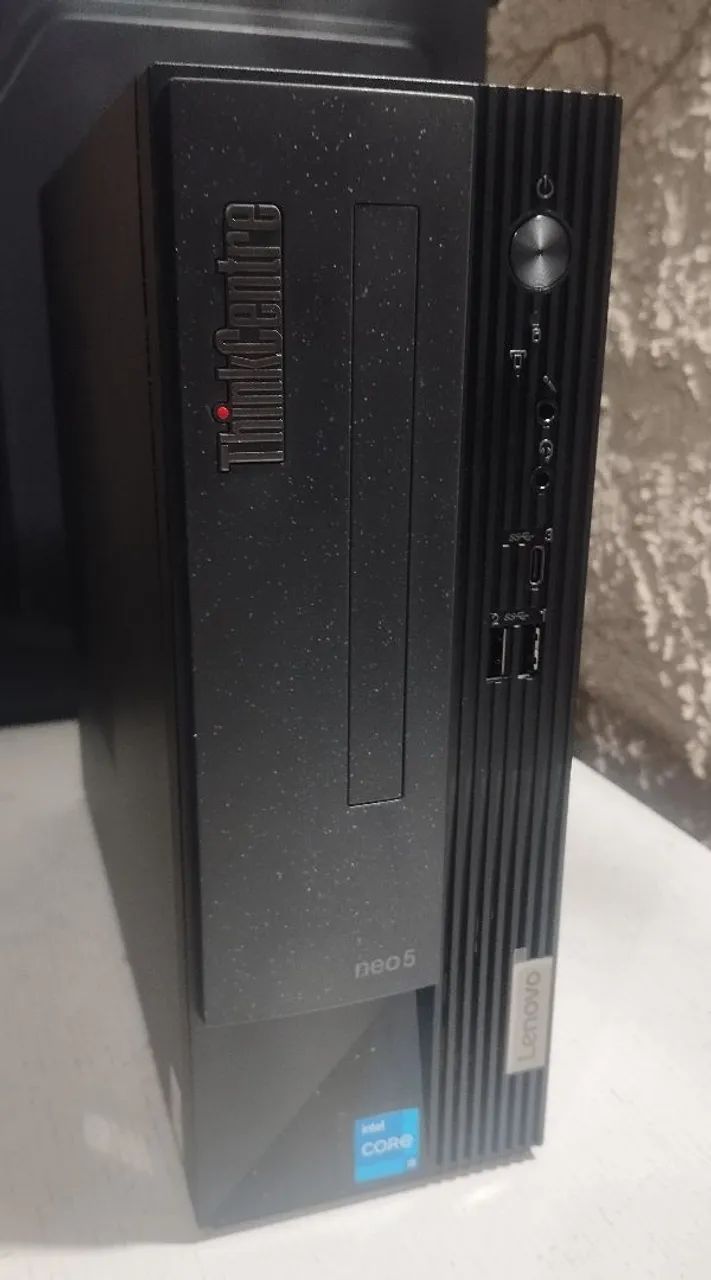 Lenovo ThinkCentre Neo 5 - i5 12th
