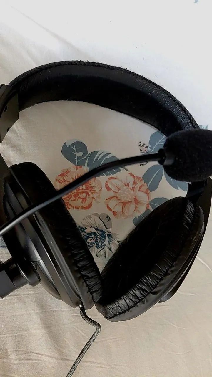 Headset Office Com Microfone Bright P2<br><br>Perfeito estado de conservação e funcionamento