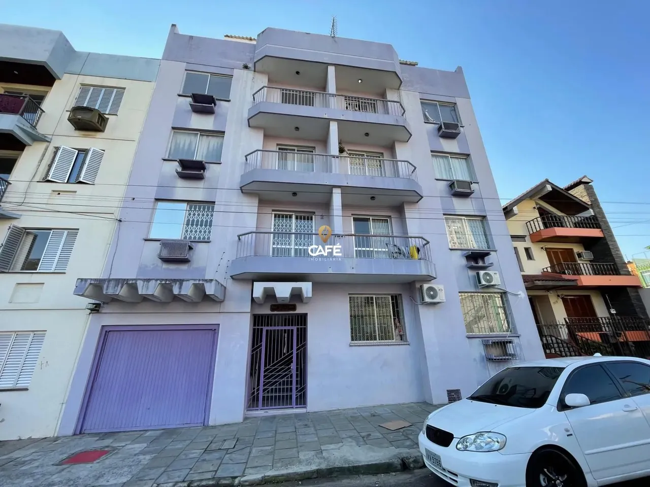 Apartamento mobiliado de 1 dormitório e 1 banheiro, em ótima localização!