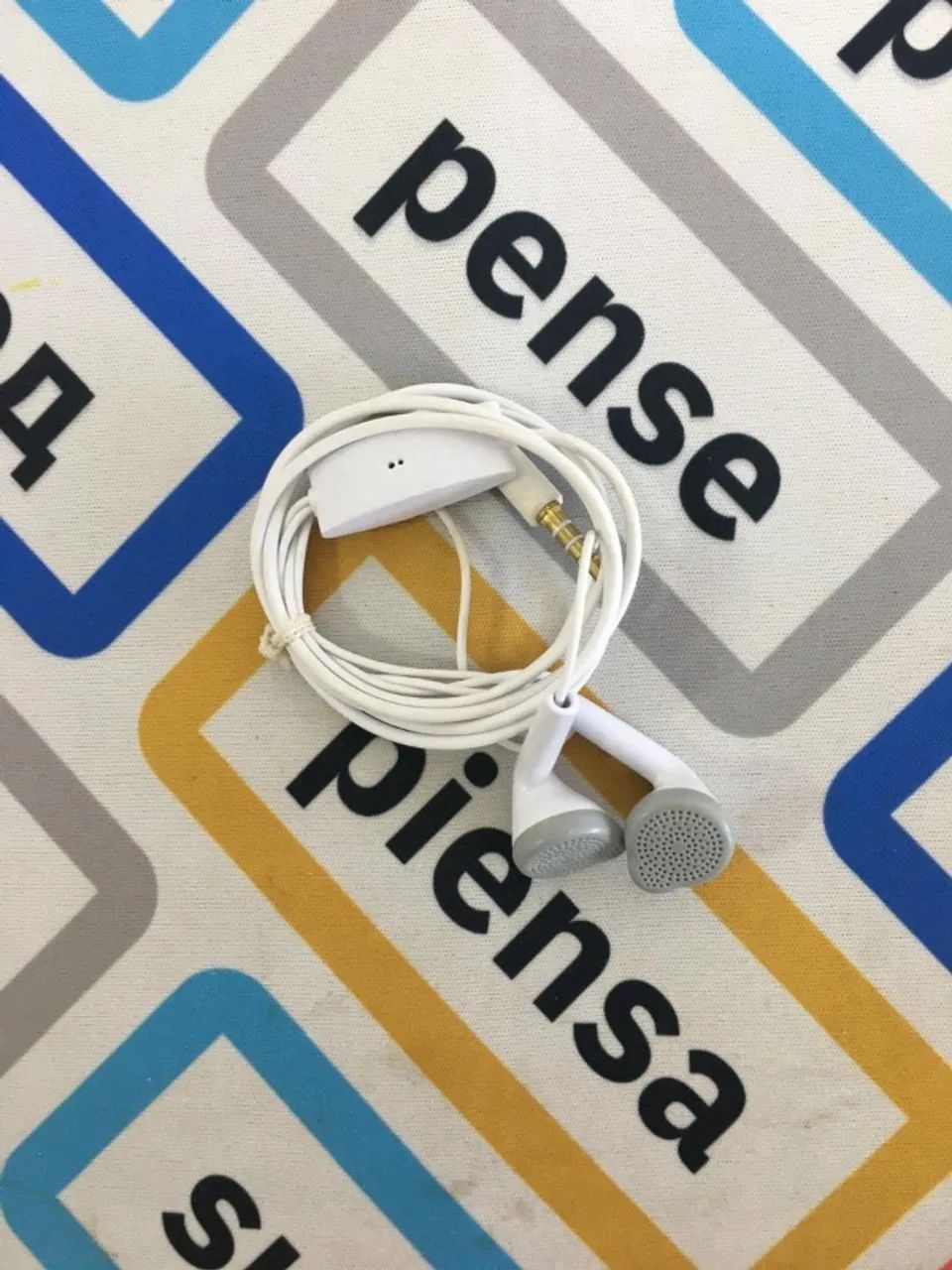 Kit Com 6 Fones de Ouvido P2 (Modelo Samsung / Universal) - Foto 2