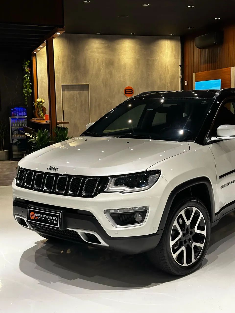 JEEP COMPASS LIMITED 2.0 4x4 Diesel 16V Aut. - Foto 2
