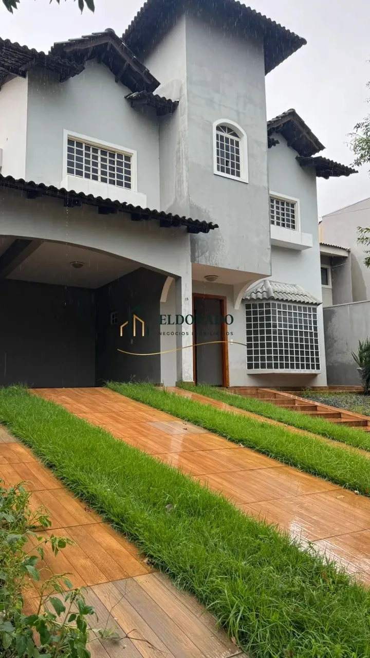 Casa em condomínio no Jardim Itália 2 - Disponível para venda e aluguel - 5 quartos