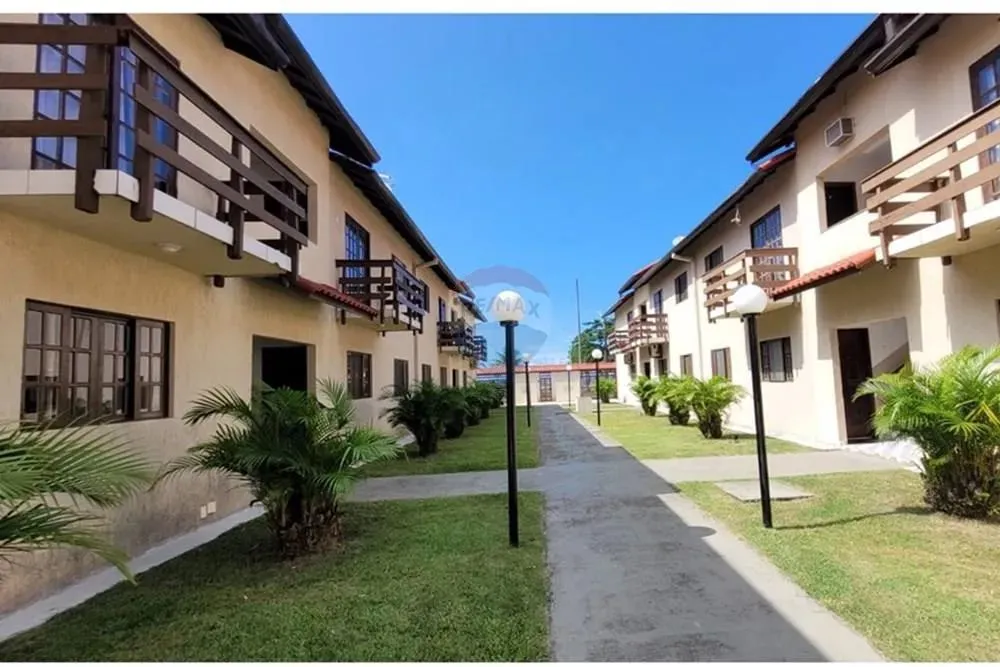 Casa em villagio na quadra da praia Vista Linda Bertioga