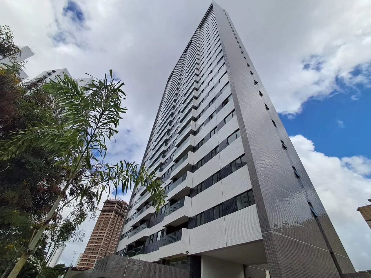 Apartamento para aluguel, 3 quartos, 1 suíte, 1 vaga, Torre - Recife/PE