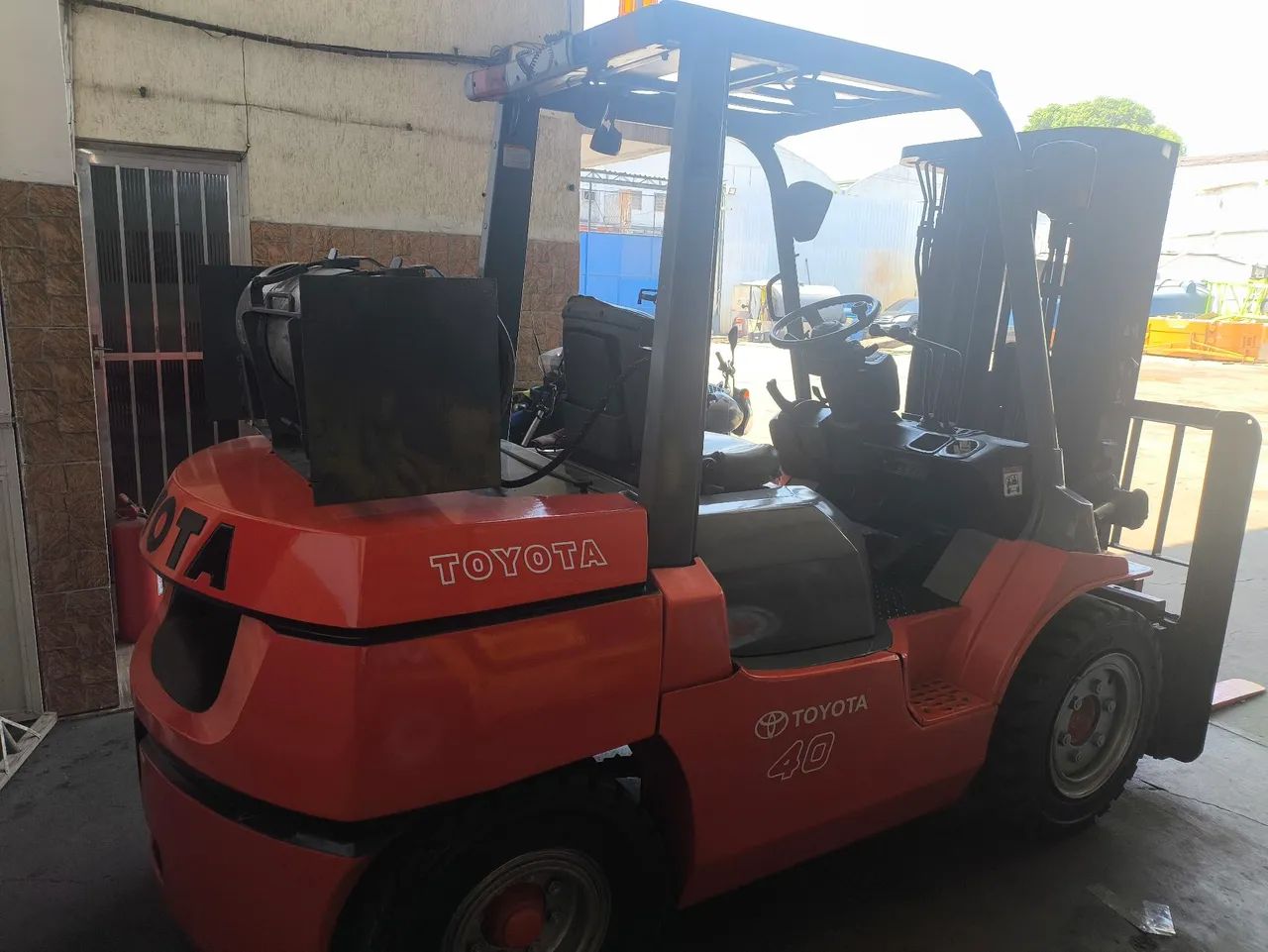 Empilhadeira  Toyota 4 toneladas  - Foto 5
