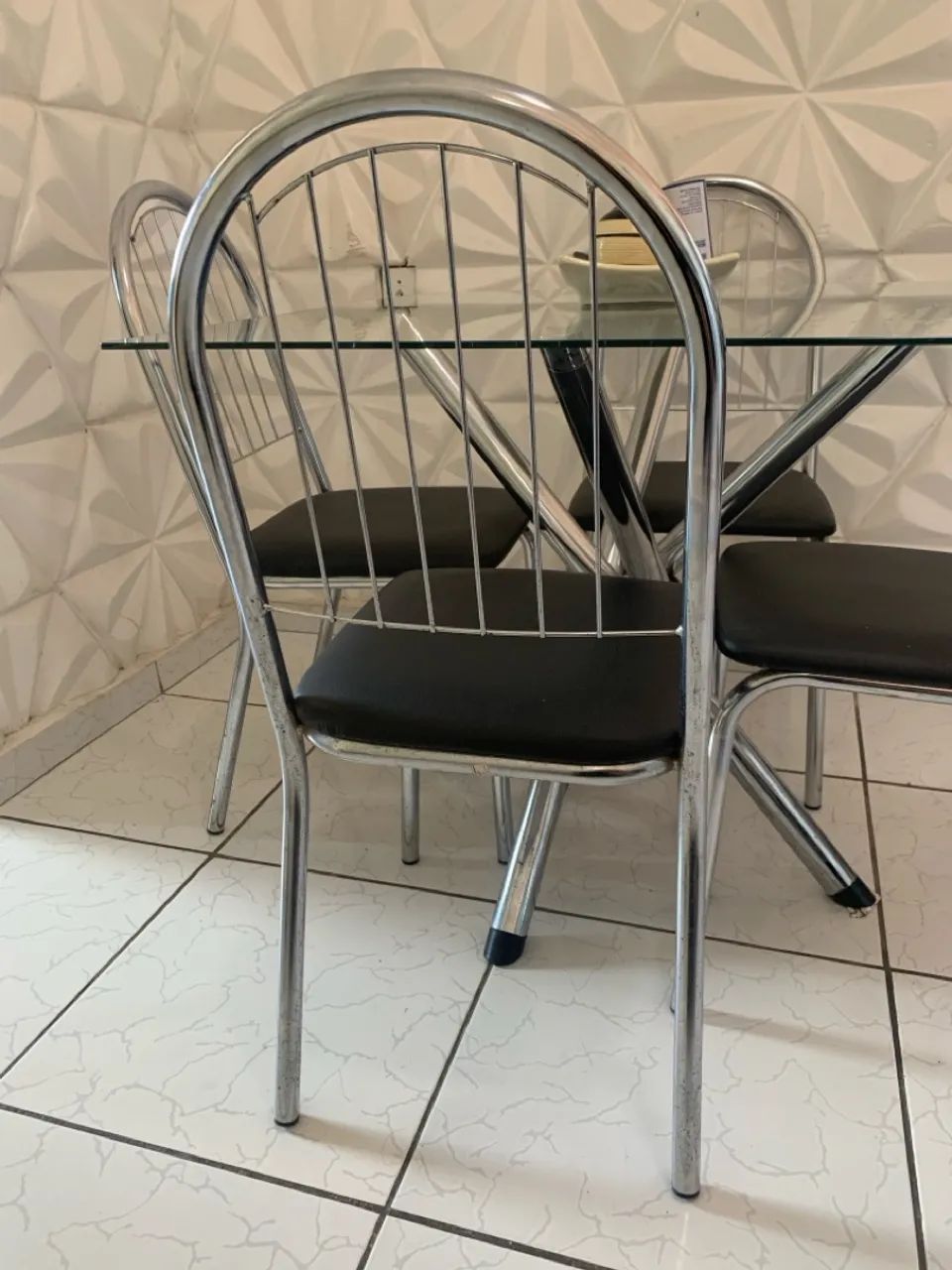 Mesa de Jantar em Vidro e Aço - Foto 2