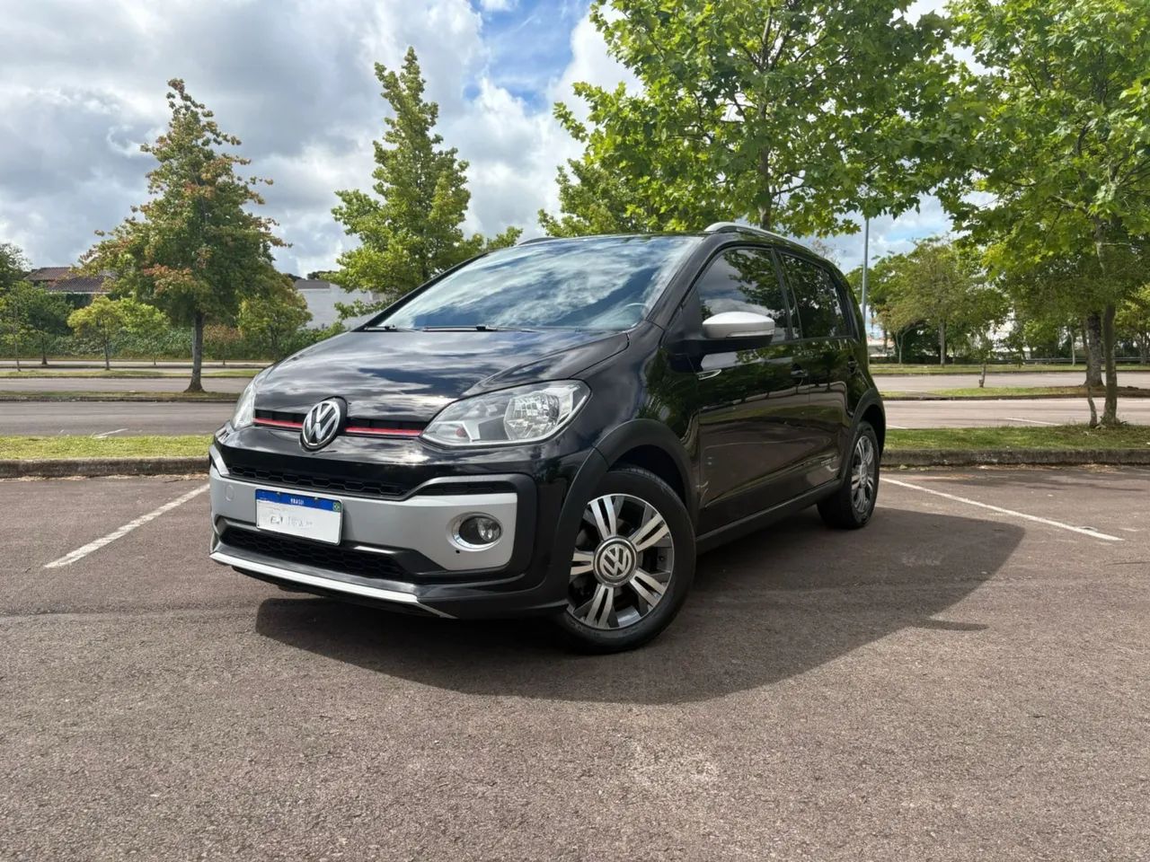 Volkswagen Up! Cross 1.0 TSI Total Flex 12V 5P 2018 - Foto 7
