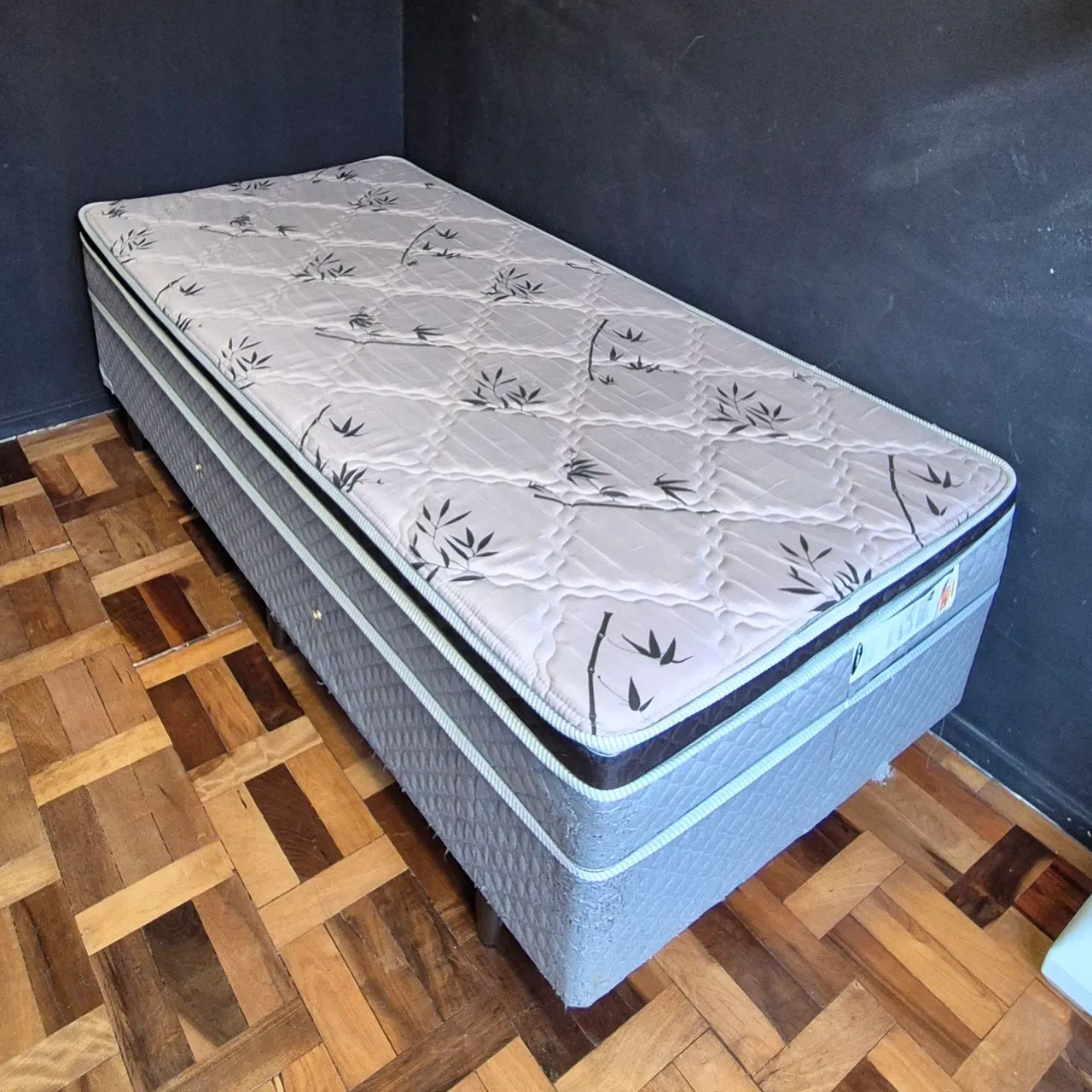 Cama Box Solteiro 47cmx1,88mx88cm