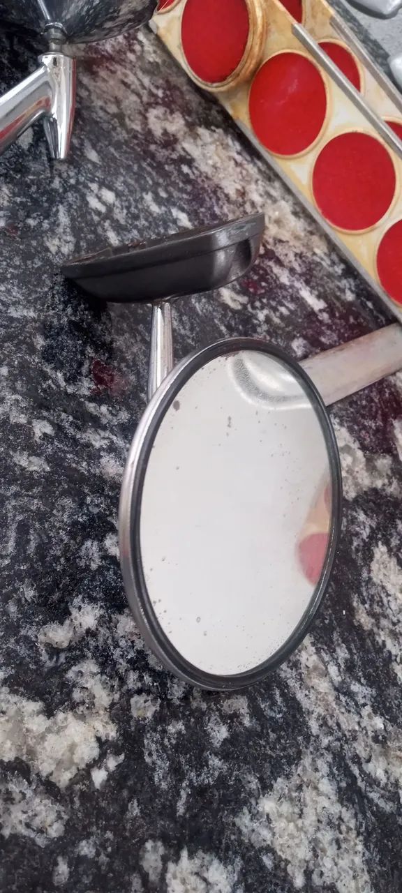 Antigo retrovisor Fiat 147 - Foto 2