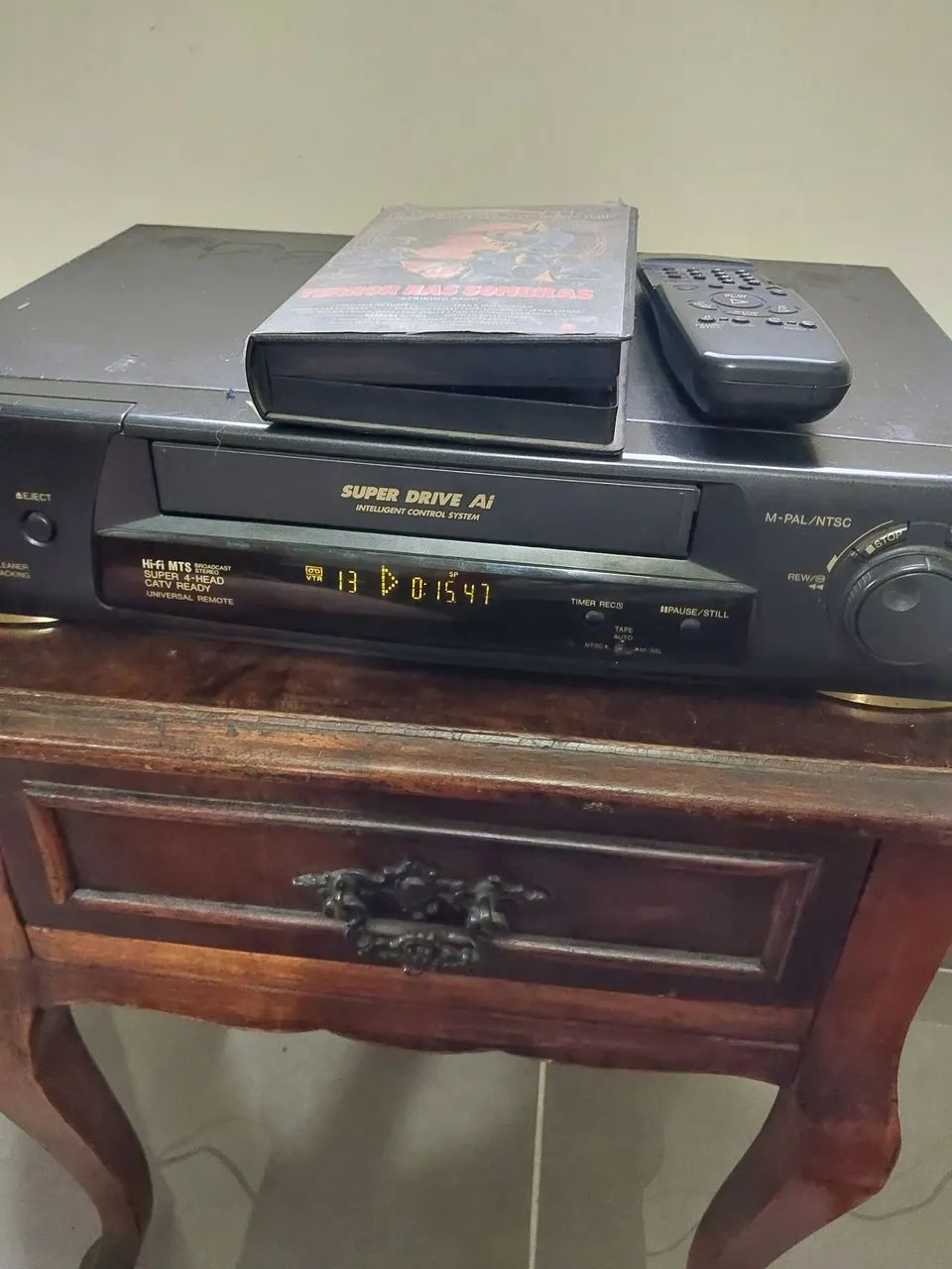 Vídeo Cassete Panasonic NV-HD665 HI-FI  COM 4 CABEÇAS . FUNCIONANDO TUDO. 
