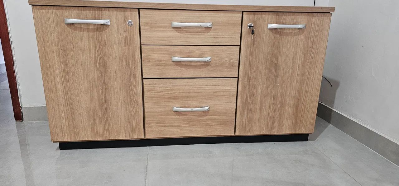 Armário baixo de escritório 64993723969793121