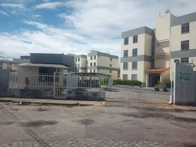 ALUGO APARTAMENTO NO CONDOMINIO RECANTO VERDE