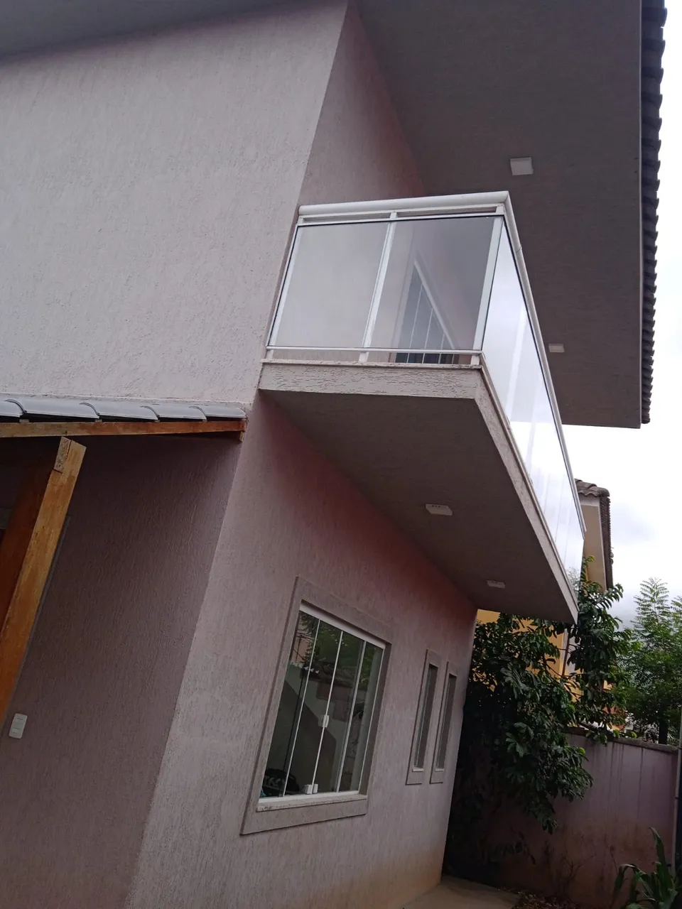 IMOBILIÁRIA VALENTES VENDE EM VARGEM PEQUENA