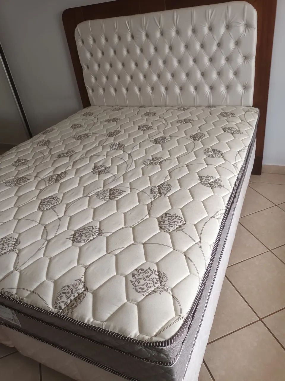 Cama Box Casal com Cabeceira