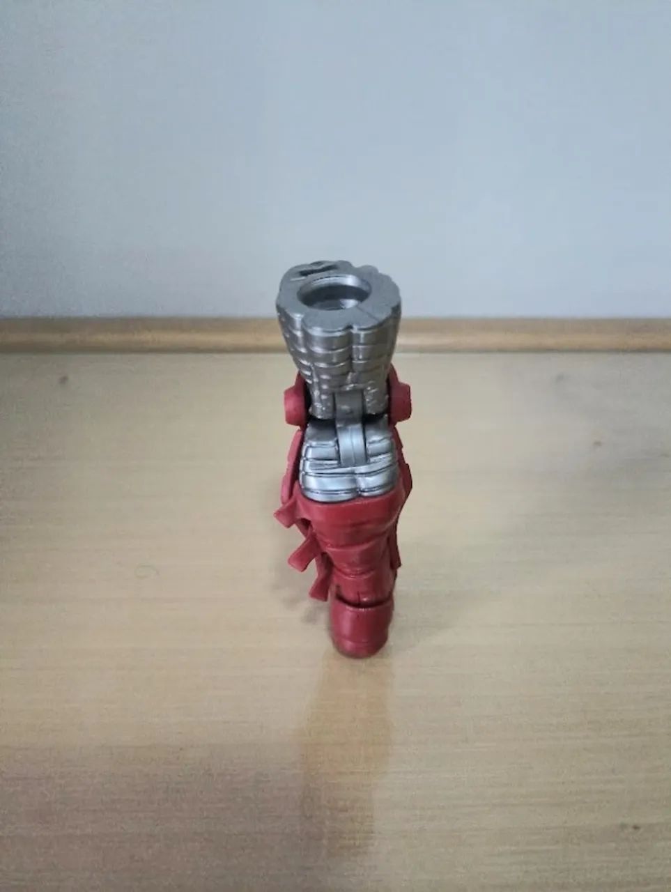 Marvel Legends - BAF Colossus (Age of Apocalypse) - Perna esquerda  - Foto 2