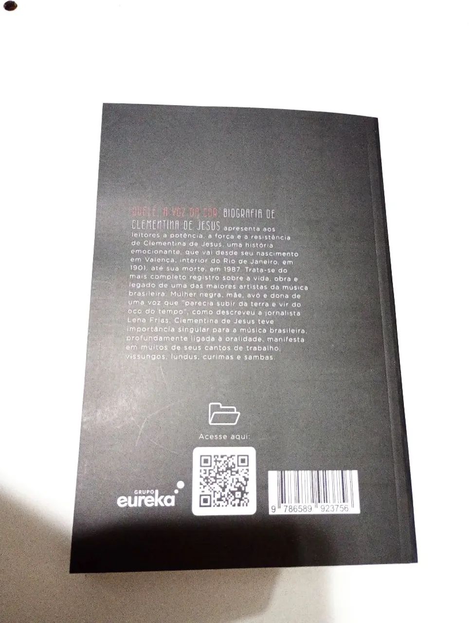 Livro Quelé, a voz da cor - biografia de Clementina de Jesus - Foto 2