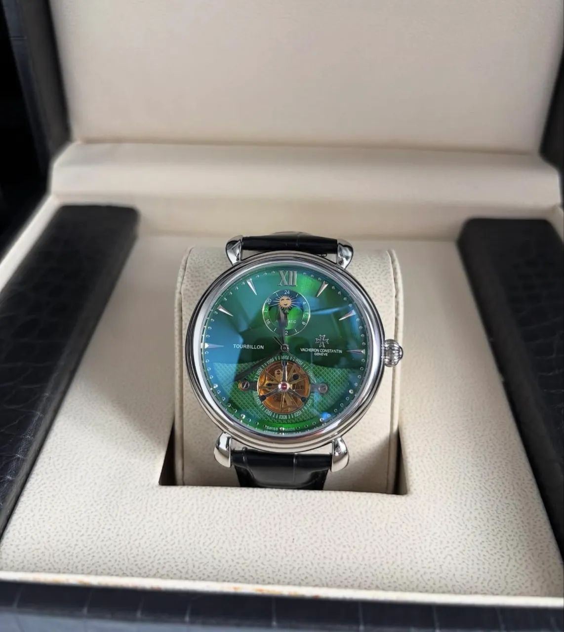 Relógio Patek Philippe Tour