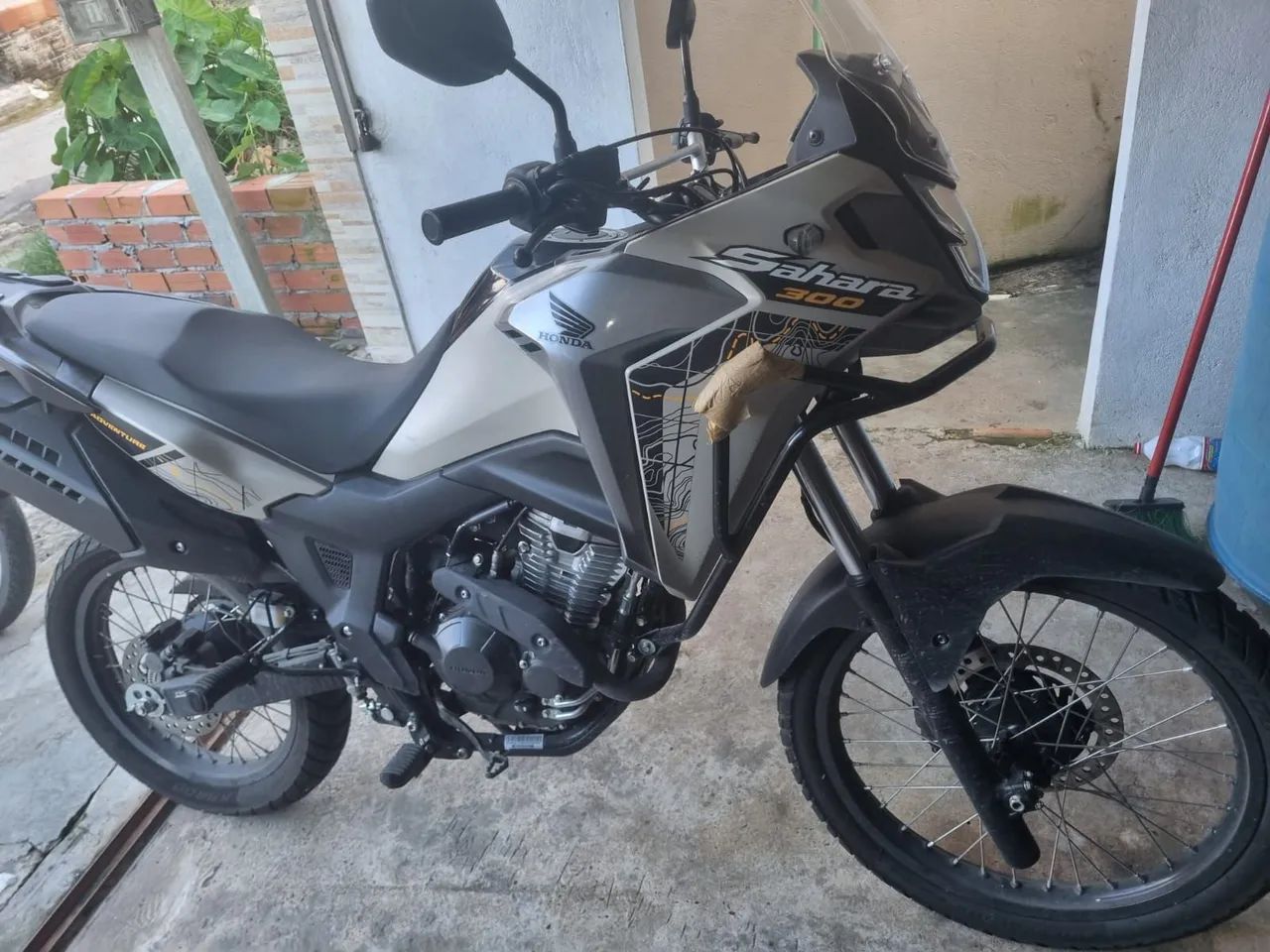 Honda Sahara  XRE 300 -Adveture 2025 - Foto 3