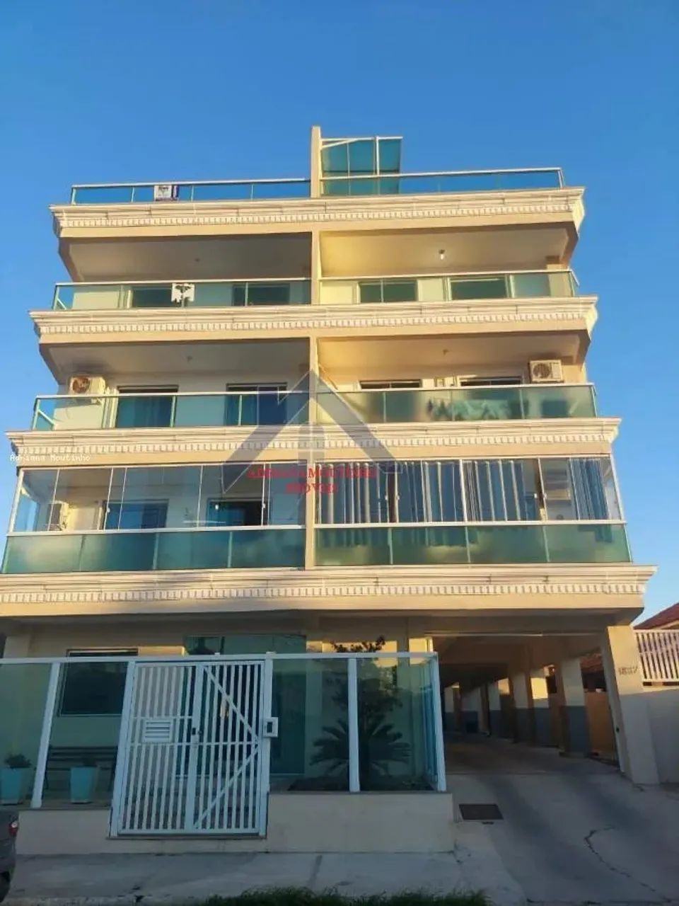 Apartamento para Venda em Saquarema, Boqueirão, 2 dormitórios, 1 suíte, 3 banheiros, 1 vag