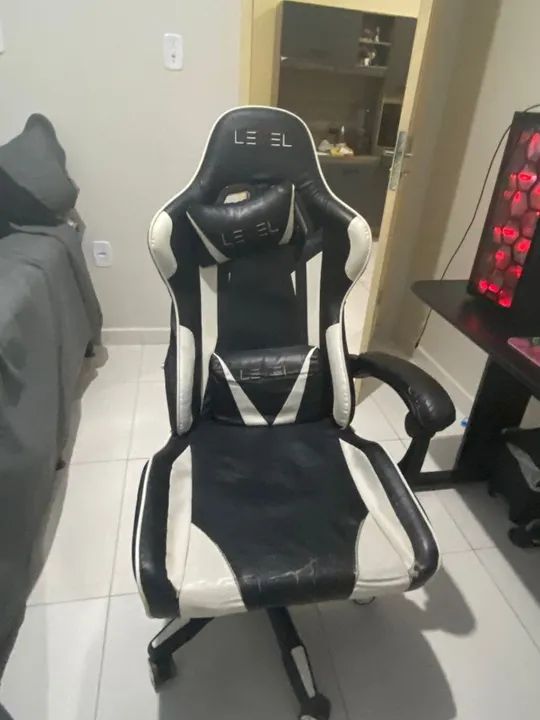 Cadeira Gamer level, Reclinável, 2D, Preta e Branca - Foto 2