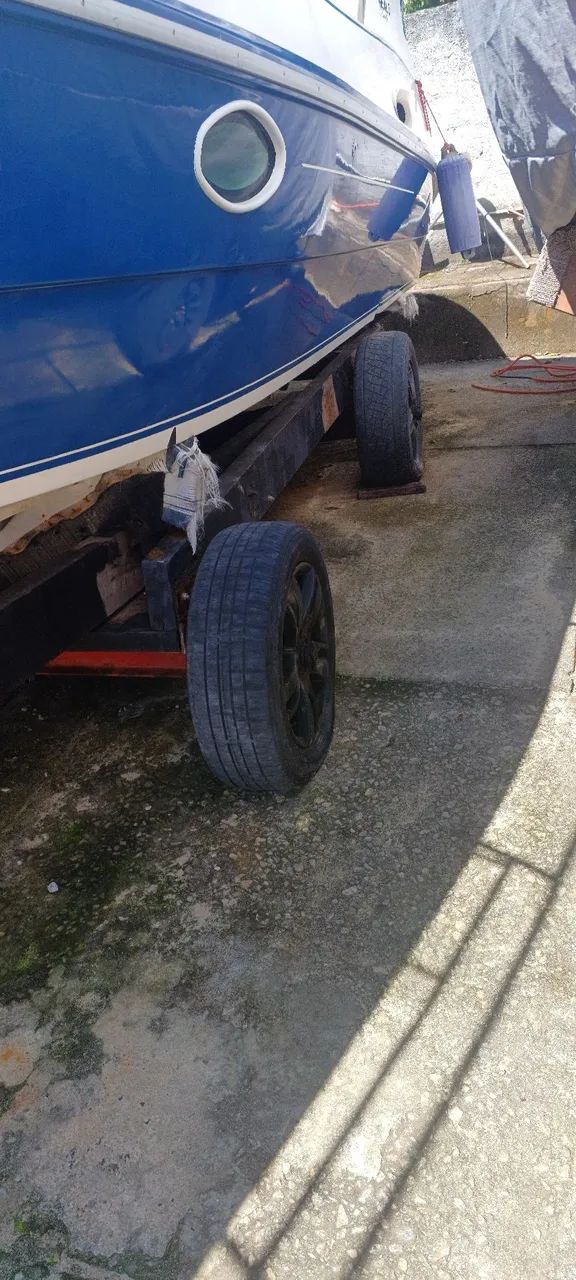 Lancha Real 26 cabinada 140 mil. Troco por jet-ski.  - Foto 10