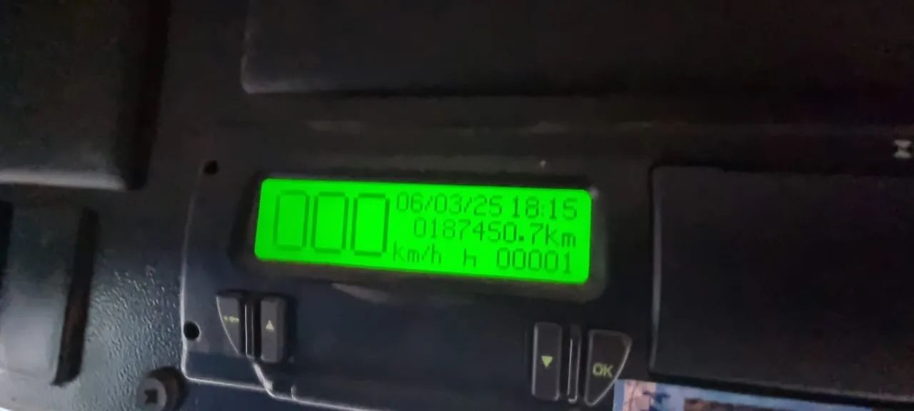 MARCOPOLO IDEALE 770 - 2015 - Foto 5