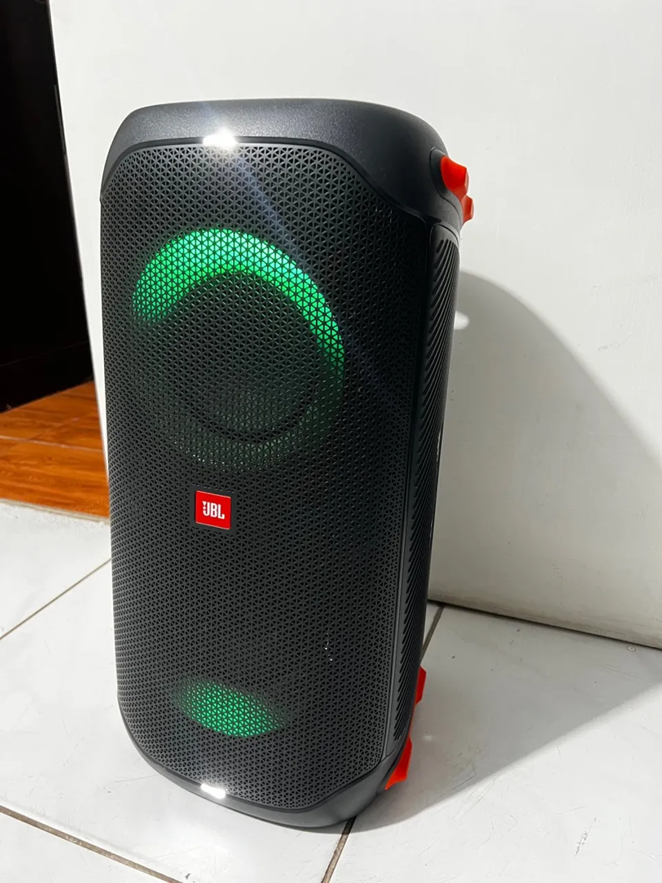 Caixa de Som JBL PartyBox 110